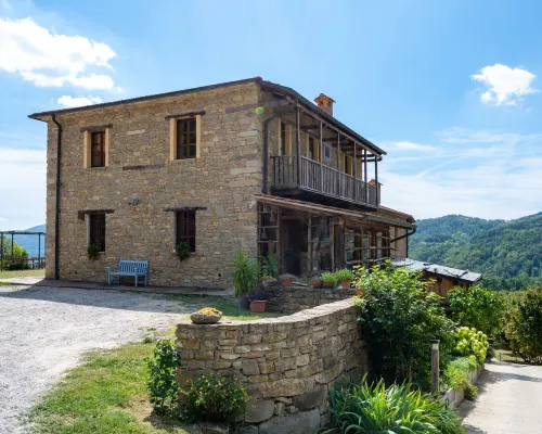 Azzuro Hotels in Cortemilia