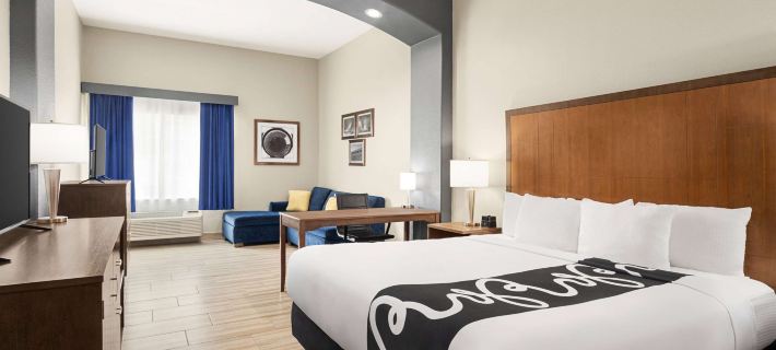 La Quinta Inn & Suites by Wyndham Brownsville North Hotels in Cameron County