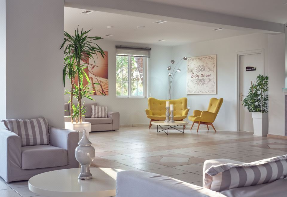 Hotel Koukounaria Over view