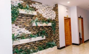 Tre Viet Tuy Hoa Hotel