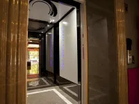 Reese Hotel