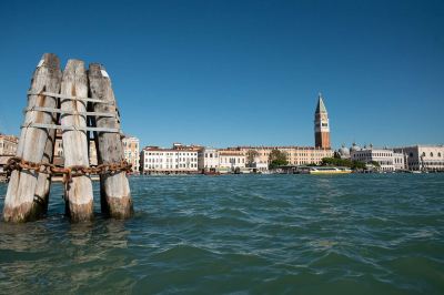 ホテル周辺 ホテル モナコ&グランド キャナルの写真