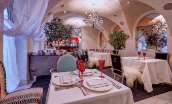 Vozdvyzhensky Boutique Hotel