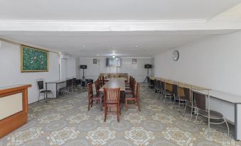 Urbanview Hotel Near Jatim Park 3 by RedDoorz