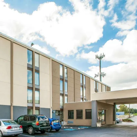 Comfort Inn & Suites Wyomissing-Reading