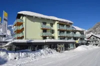 Hotel Hahnenblick فنادق في 
