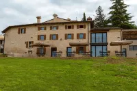 Ca' del Moro Wine Retreat Hotels in Tregnago