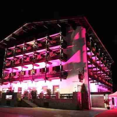 Hotel Bussi Baby Hotel Exterior