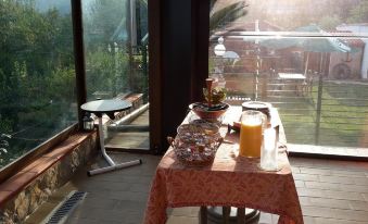Villa Mola Bed and Breakfast