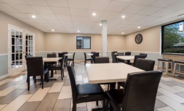 SureStay Hotel by Best Western Columbus Downtown