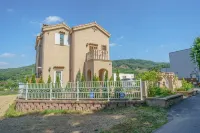 Yongin Petit Provence Pension Hotels near Sigungsan