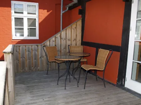 "Lutz" - 6km from the Sea Отели в г. Aakirkeby