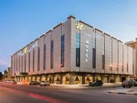 نافيتي ورويك Hotels near قاعة السيف
