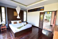 Thanya Beach Resort Các khách sạn ở Koh Ngai