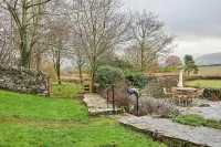 Host & Stay - Penrheol Farmhouse