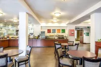 Comfort Inn & Suites Salem Hotels in Salem