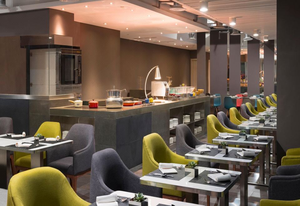 알로프트 자카르타 와히드 하시임 조식 뷔페