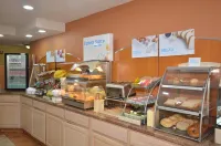 Ramada by Wyndham Santa Fe - breakfast