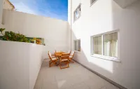 C10 - Lagos Center Apartment Hotels in Sao Sebastiao