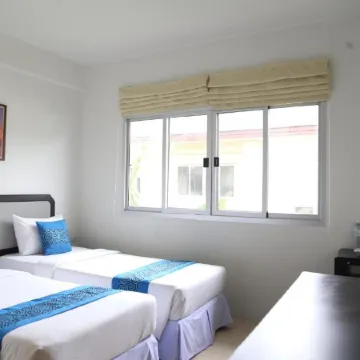 PP Charlie Beach Resort