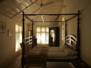 SaffronStays Parsi Manor, Matheran