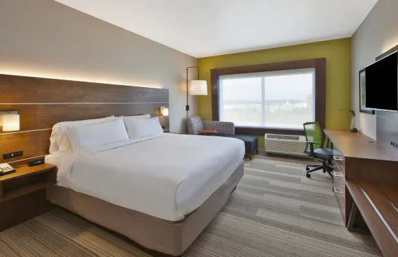 南希爾智選假日套房酒店