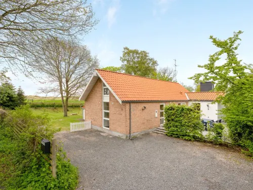 "Marjukka" - 10m from the Sea