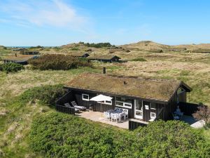 "Gerulf" - 600m from the Sea in NW Jutland