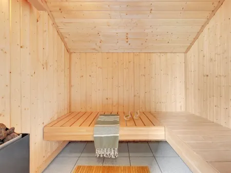 "Matthis" - 500m to the Fjord