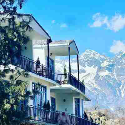 Faraway Cottages, Auli Hotel Exterior