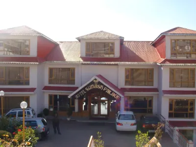 Hotel Subash Palace Hotel di Patnitop