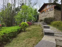 Shanhaiyin Homestay (Tangli'ao Highway) 뤄핑 호텔