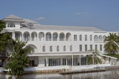 Casapapa Home and Space Hotels in Nakhon Chai Si