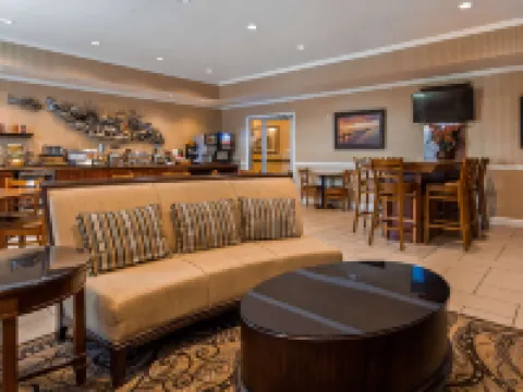 Best Western Plus Easton Inn  Suites Hotels in Easton