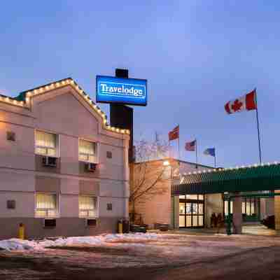 Travelodge by Wyndham Winnipeg East Hotel Exterior