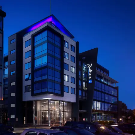 Radisson Blu Royal Hotel, Dublin Отели рядом с достопримечательностью «Железнодорожный вокзал Хьюстон»