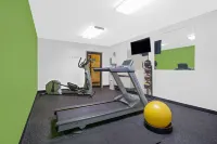 Days Inn by Wyndham Casper - Gym