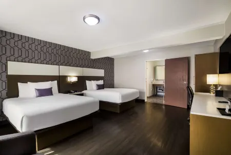 Sunset West Hotel, SureStay Collection by Best Western