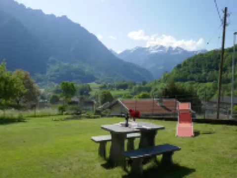 Lara Hotels in Blenio