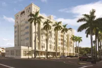 Hampton Inn & Suites Bradenton Downtown Historic District Отели рядом с достопримечательностью «Десото сквер Молл»