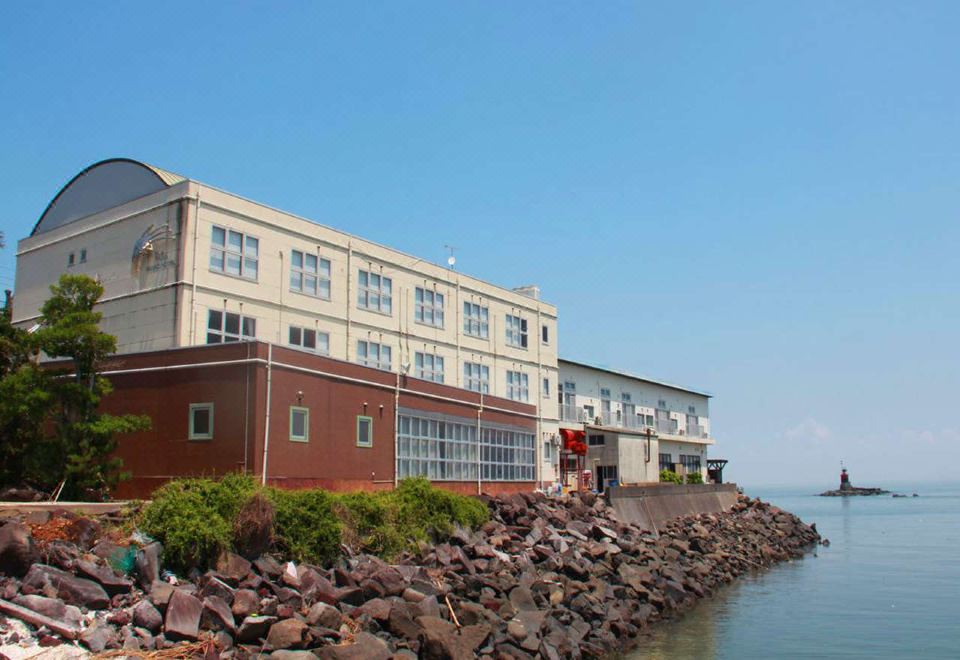 1. 타라 칸코 호텔..