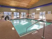 La Quinta Inn & Suites by Wyndham Boone University Hotels in New River