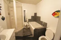 Luther King Grande Chambre Décor Moderne Et Relaxe