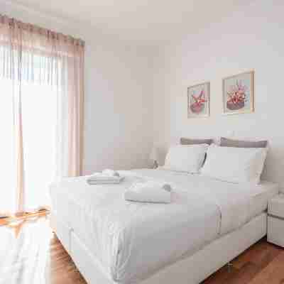 Adelos Maisonette Near Vouliagmeni Beach Rooms