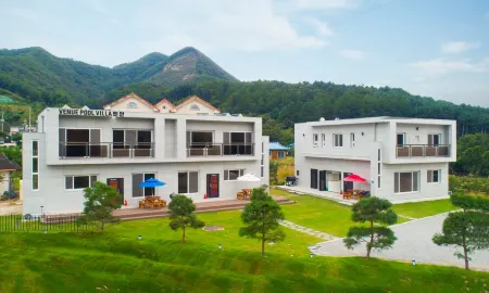 Chuncheon Venue Pool Villa (August 19) Отели рядом с достопримечательностью «Jade Garden»