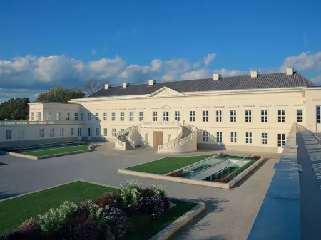 Novotel Suites Hannover City Отели рядом с достопримечательностью «Ганноверская Высшая школа музыки и театра»