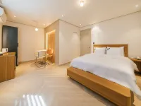 Chuncheon Hotel Ollé (Hotel Ollé) Hotels in Chuncheon-si