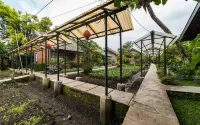 Dedaunan Guesthouse