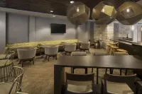 SpringHill Suites Fort Worth University - sarapan