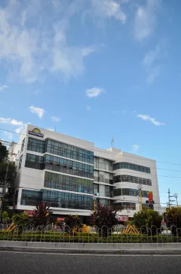Days Hotel by Wyndham Iloilo